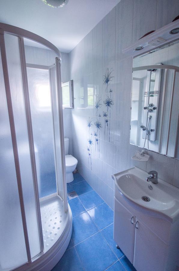 Apartments Cukovic 리산 외부 사진